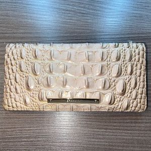 Brahmin Wallet